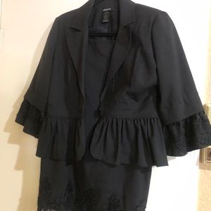 Black Arden B ruffled suit Size 6 - Business Suit